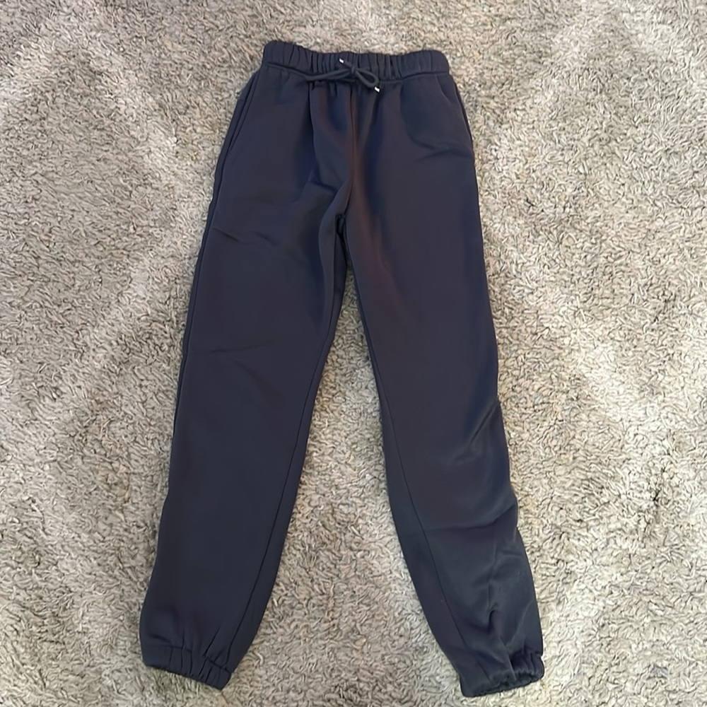 Matching set - Picture 2 of 3
